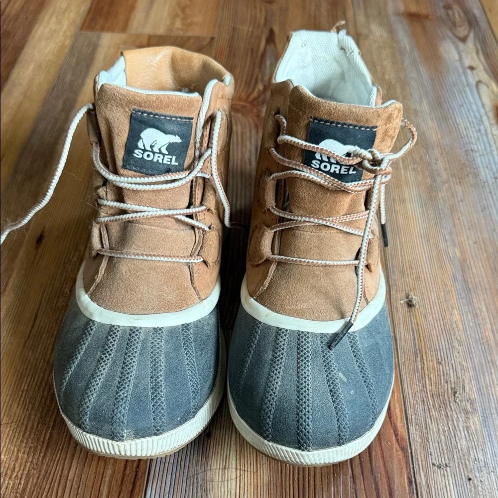 Sorel Woman’s Tan and Brown Waterproof Lace-Up Out and About Boots